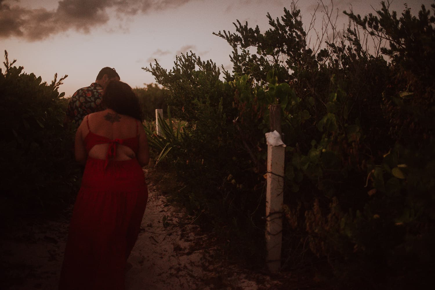 Fotografía de save the date en Cancun por Jesús Amaya fotógrafo de bodas destino en México